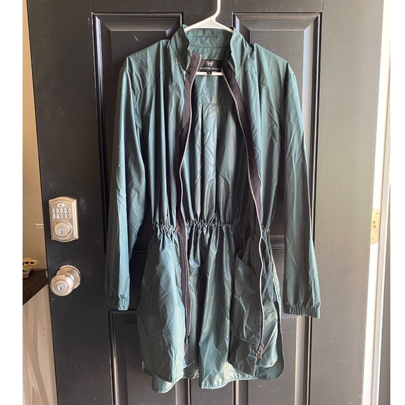 Heroine Sport Green Windbreaker Jacket Size Large - Picture 2 of 11